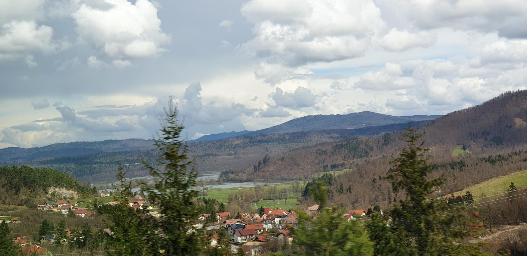 01-20250325_125247-IB