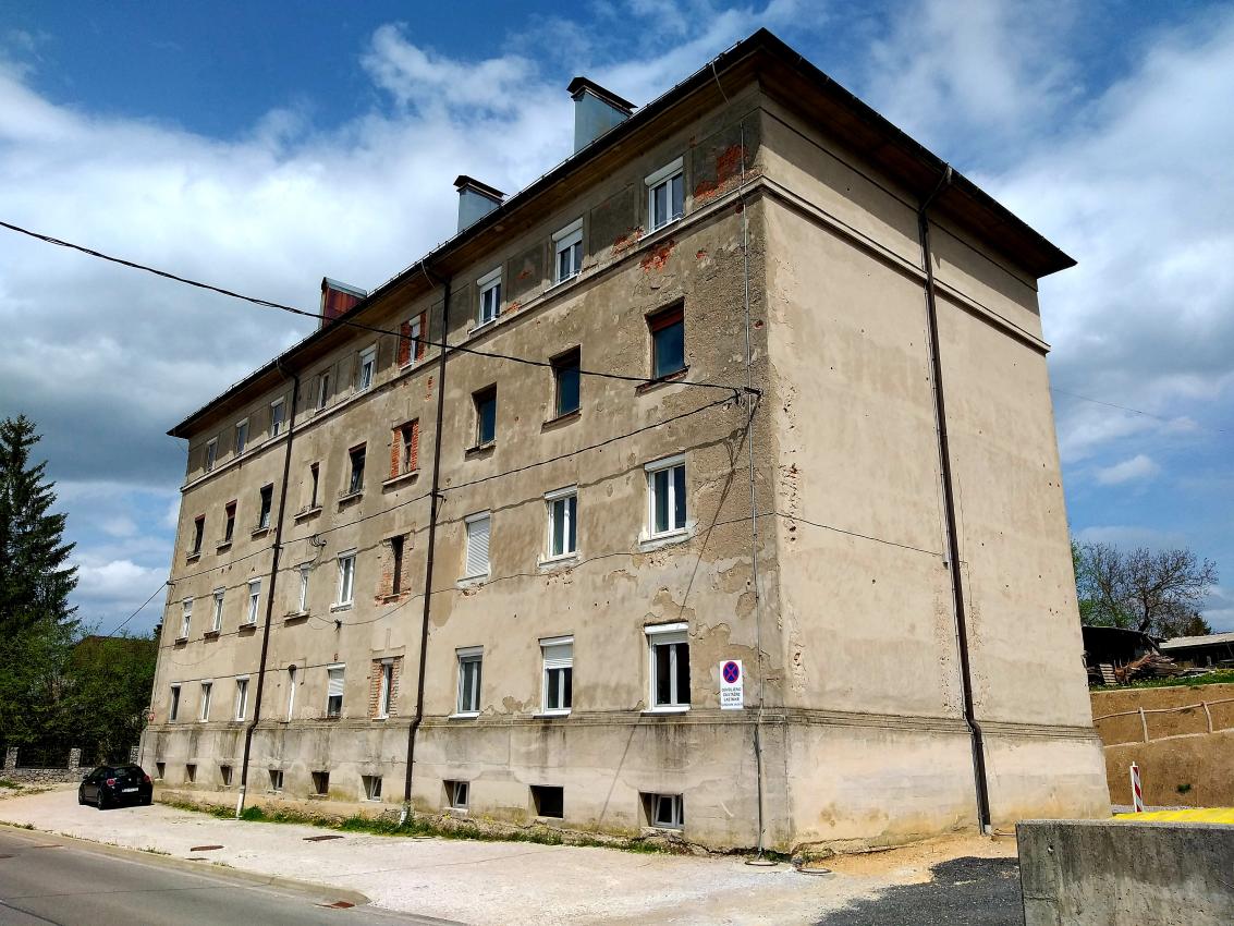 04-20250422_143910--BG