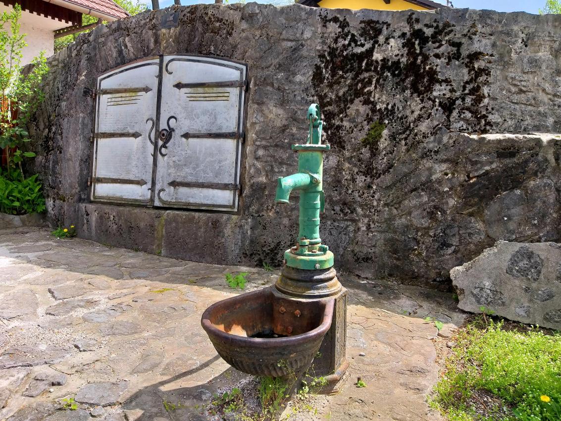 06-20250422_143759--BG